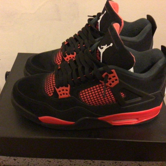 Jordan 4 red thunder - Picture 2 of 7